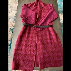 1X size Liz Claiborne fall belted long sweater in plum color